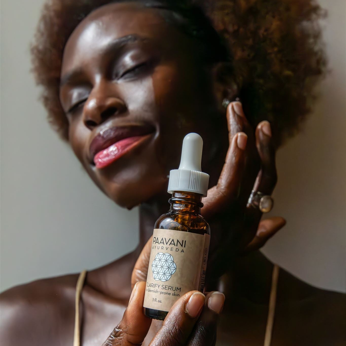 Clarify Serum  | Ayurvedic Face Oil for Blemish-Prone Skin-3