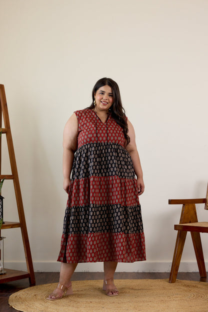 Maroon and Black Bagru Print Tiered Dress-2