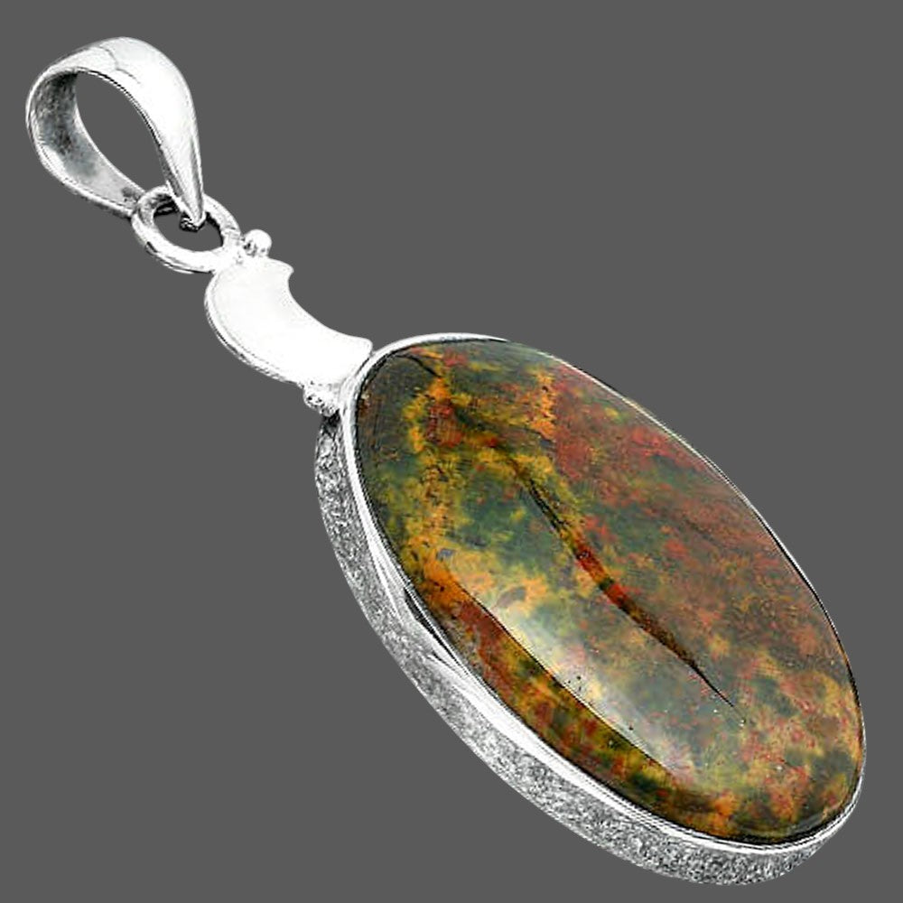 Crescent Moon - Blood Stone - India Pendant P-1368 SDP156860-2