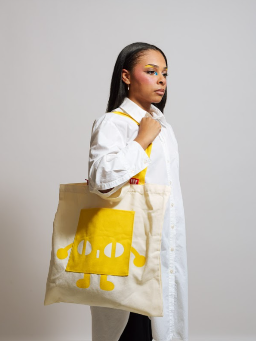 KIIRO: Large pocket tote bag-0