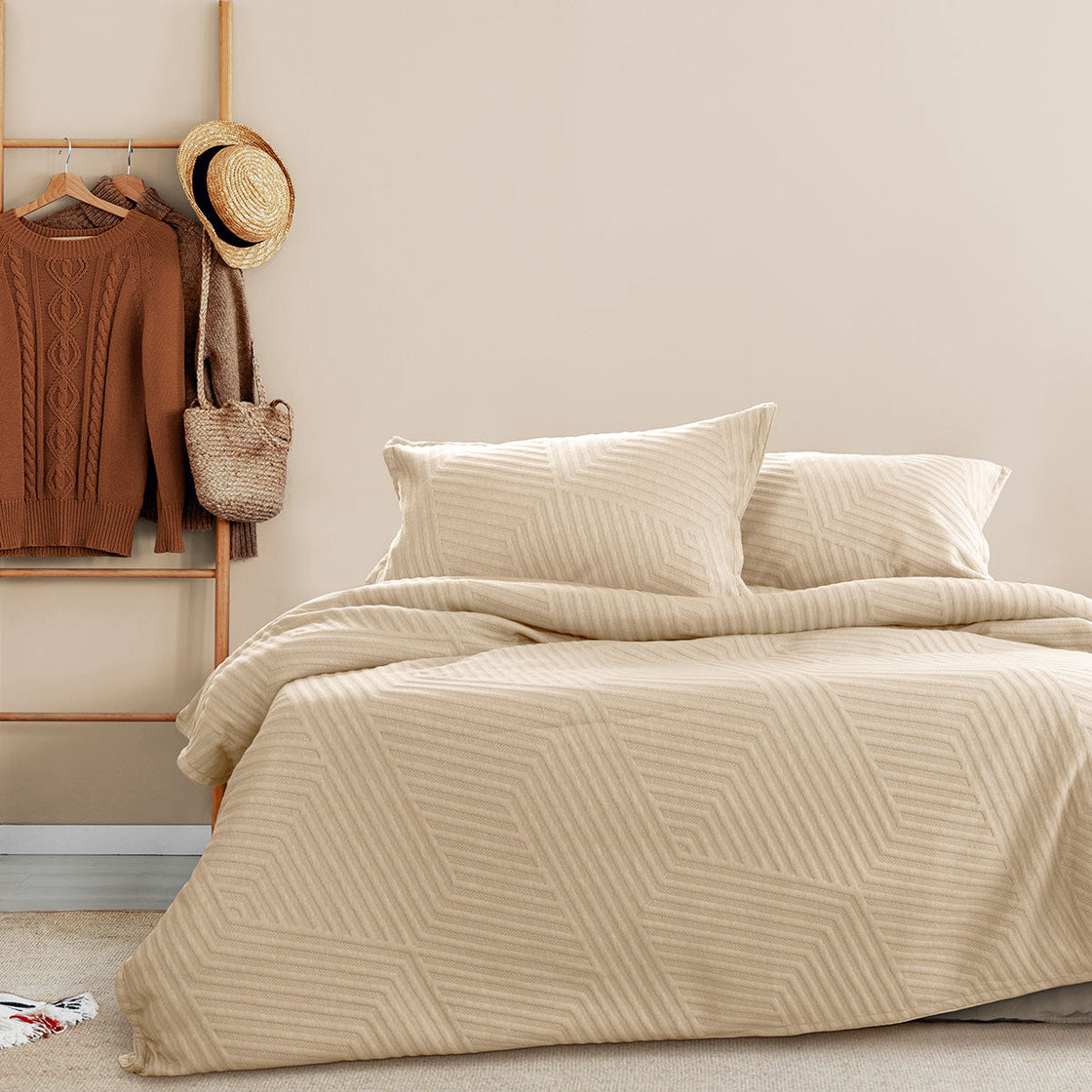 NNEDSZ Alton Linen Embossed Texture Geo Quilt Cover Set King-0
