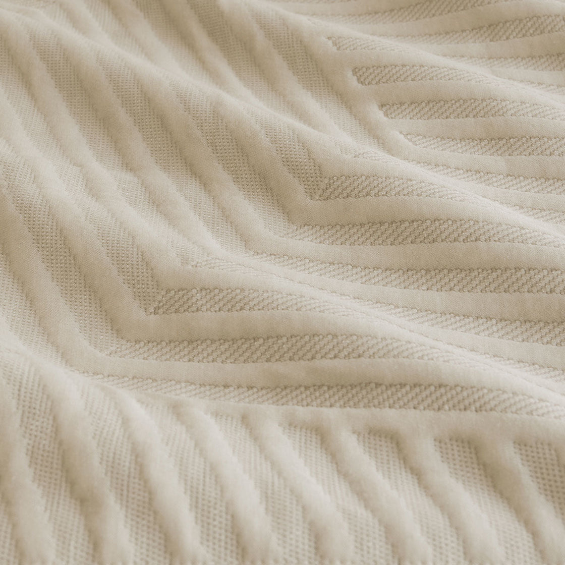 NNEDSZ Alton Linen Embossed Texture Geo Quilt Cover Set King-2