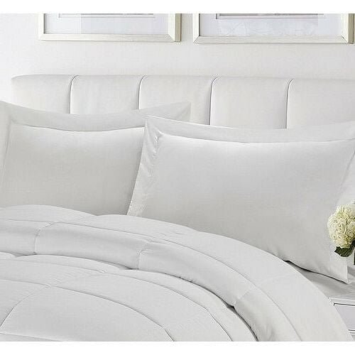 Full/Queen Traditional Microfiber Reversible 3 Piece Comforter Set in White-0