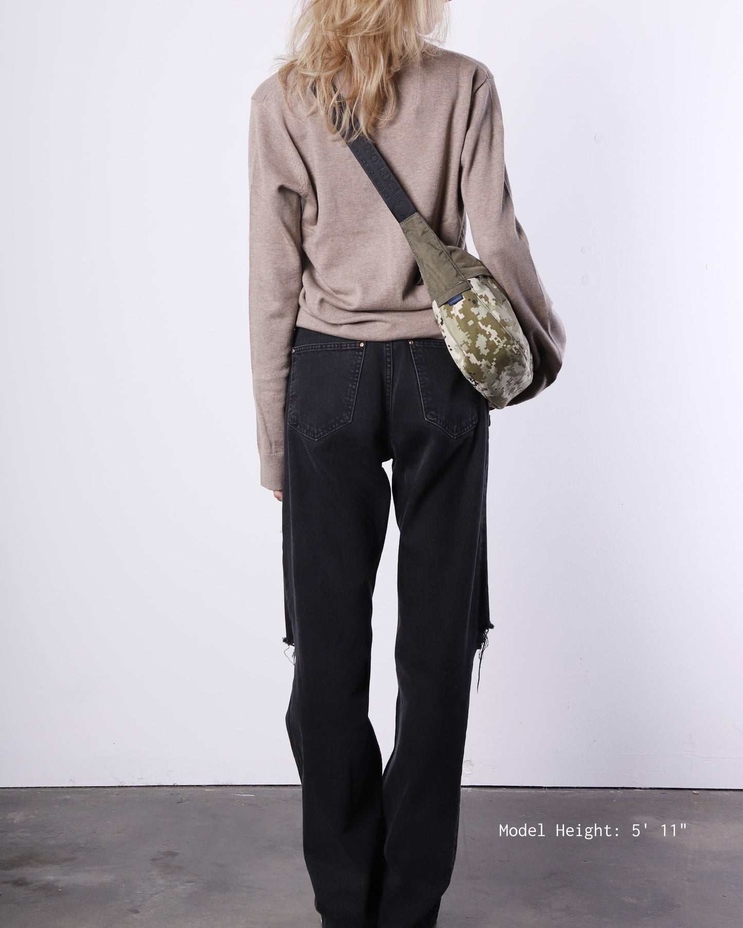 EVERYWHERE CRESCENT II-2