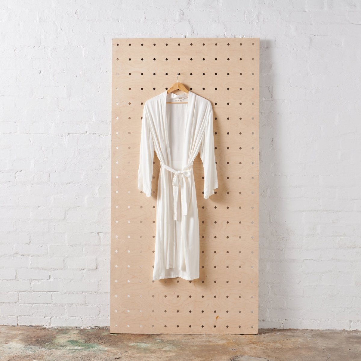 Bamboo Robe in White - Long Length-2