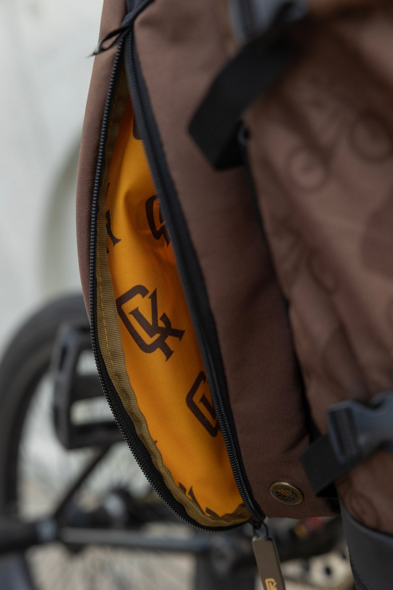 Chad Kerley x Solepack: The OMEGA backpack+ SP-1 shoe carrier-2