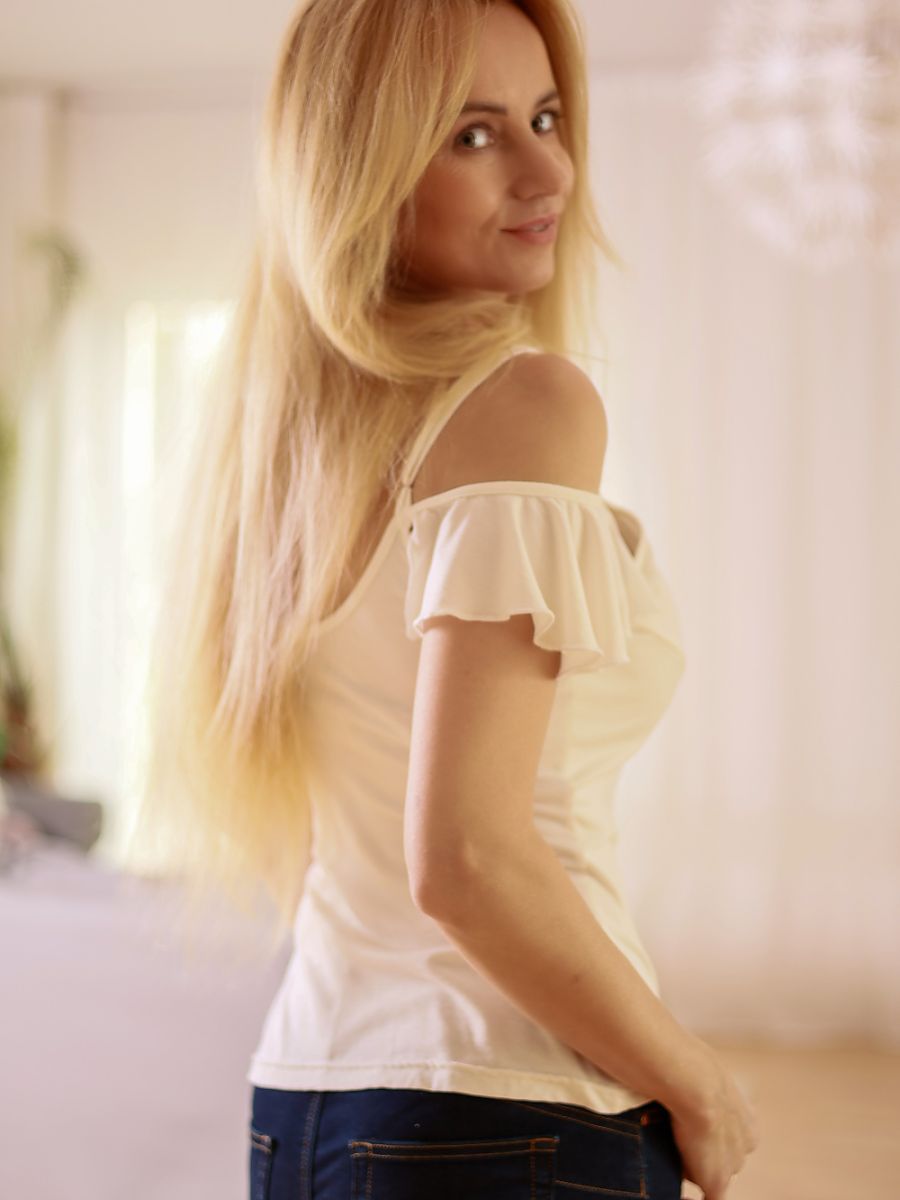 Blouse model 214234 Mirale-2