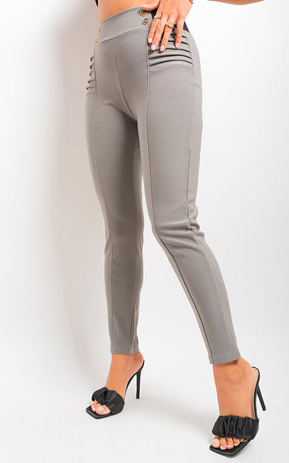 Elastic Waist Button Detail Leggings-7