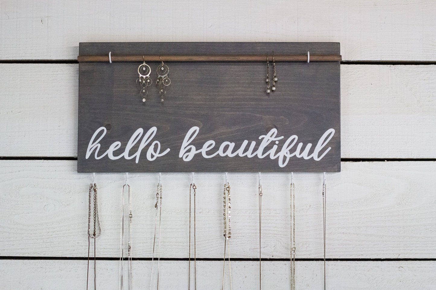 hello beautiful hanging jewelry display-0