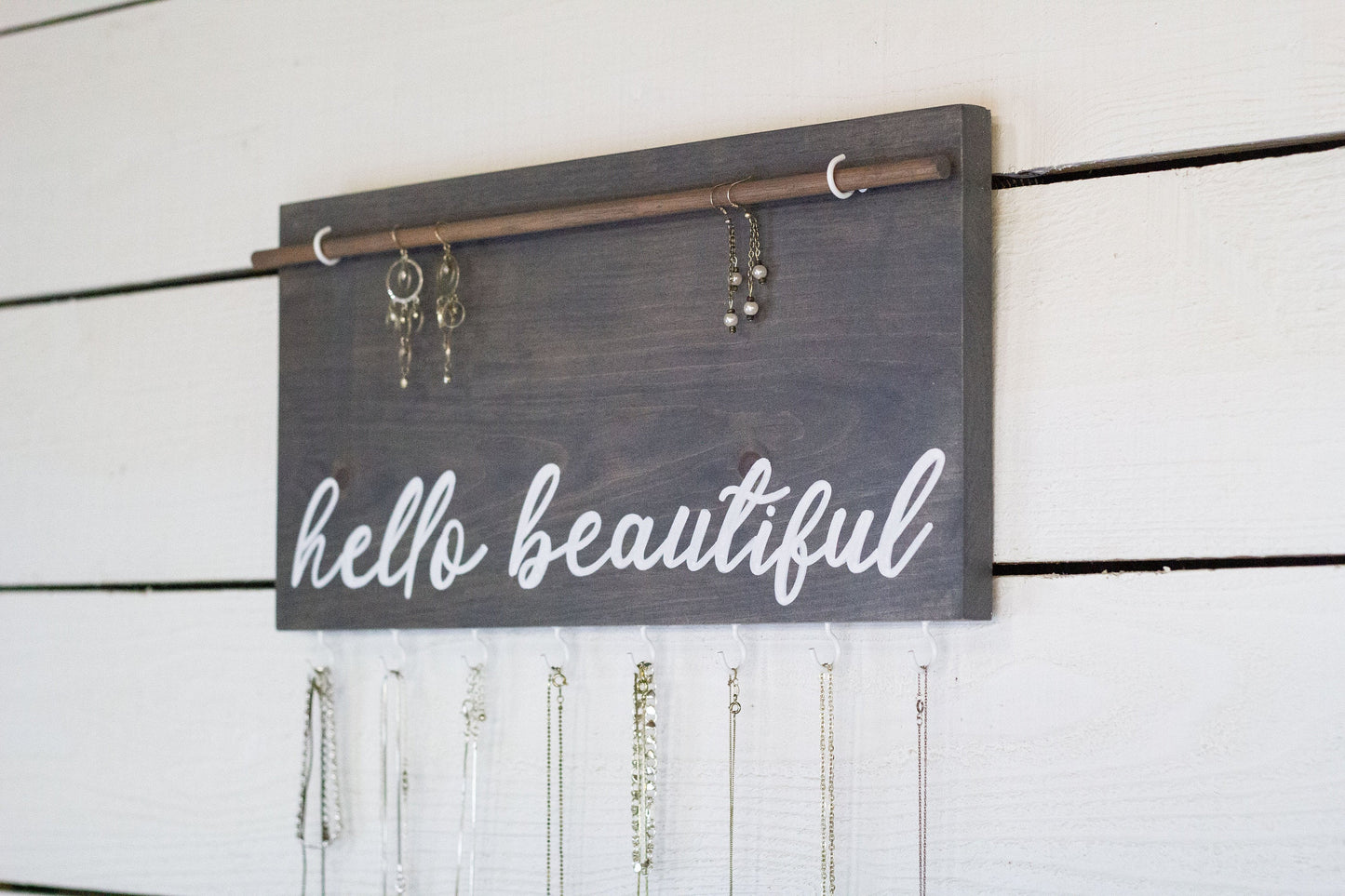 hello beautiful hanging jewelry display-2