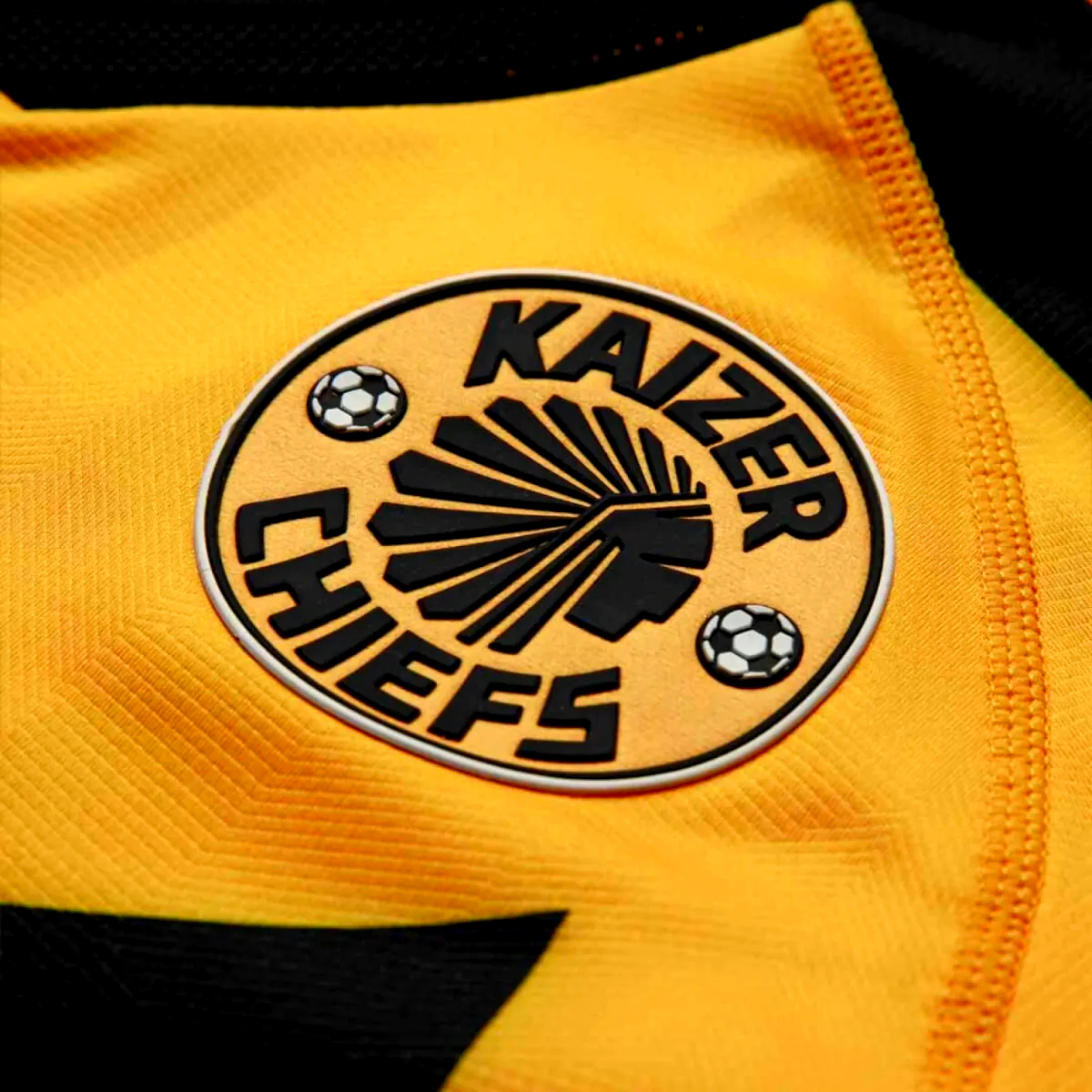 Kaizer Chiefs Home soccer jersey 2024/25 - Kappa-2
