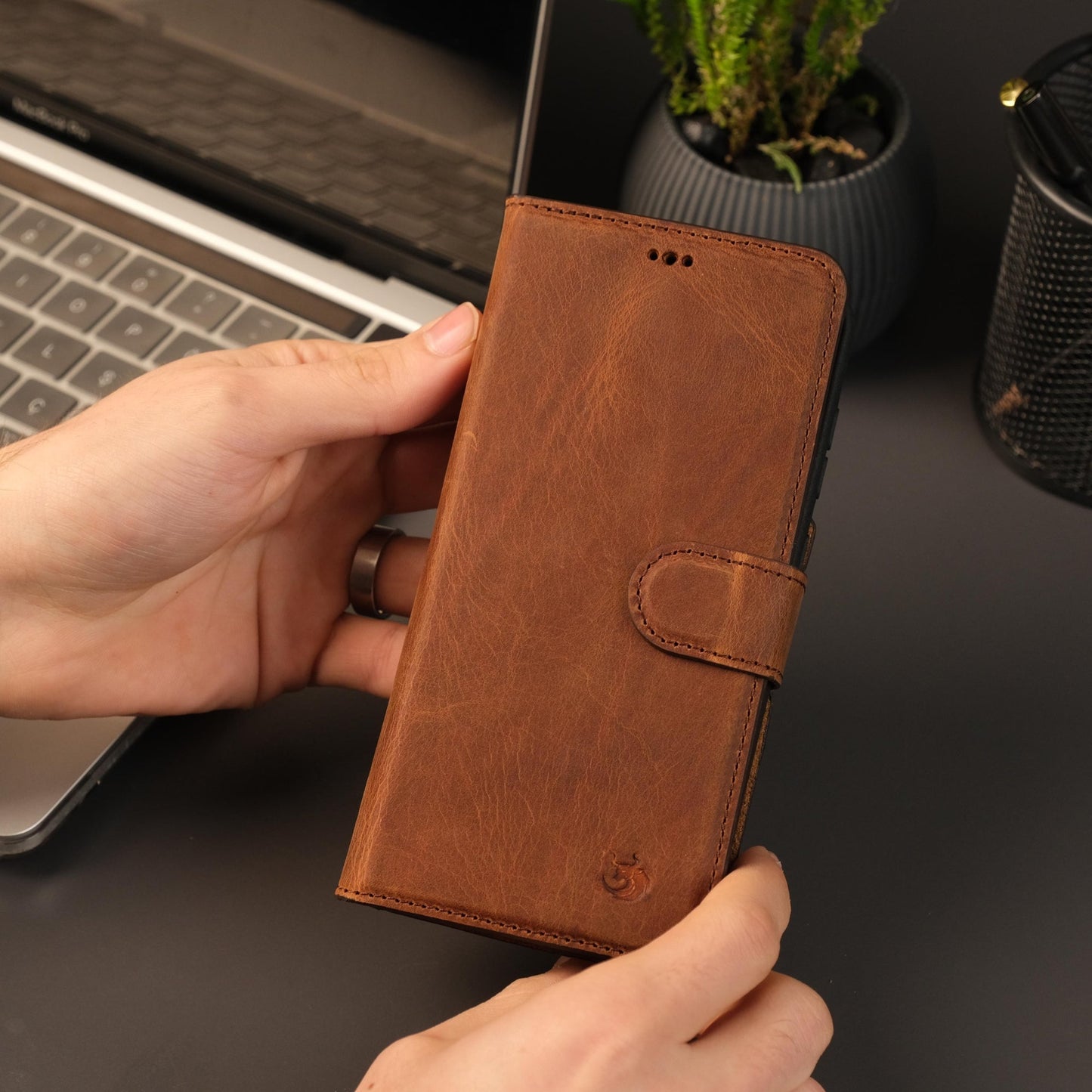 Leather Samsung Galaxy S25 Plus Wallet Case | Buffalo-1