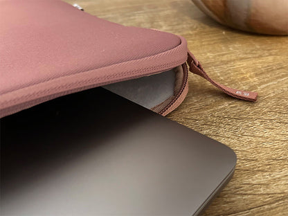Housse ²Life pour MacBook Pro 14″ - Rose-4