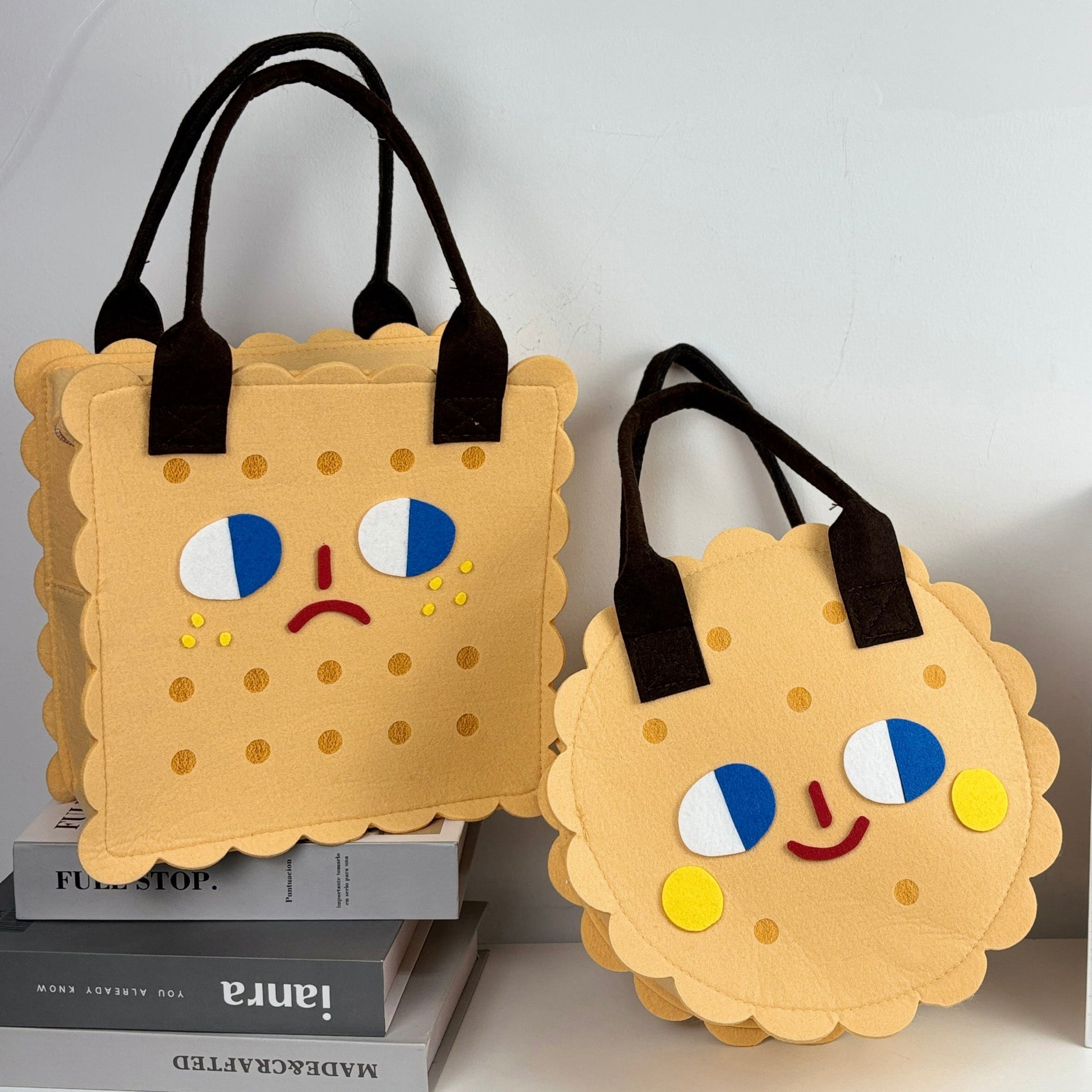 BISUKETTO: Large felt structured bag-0