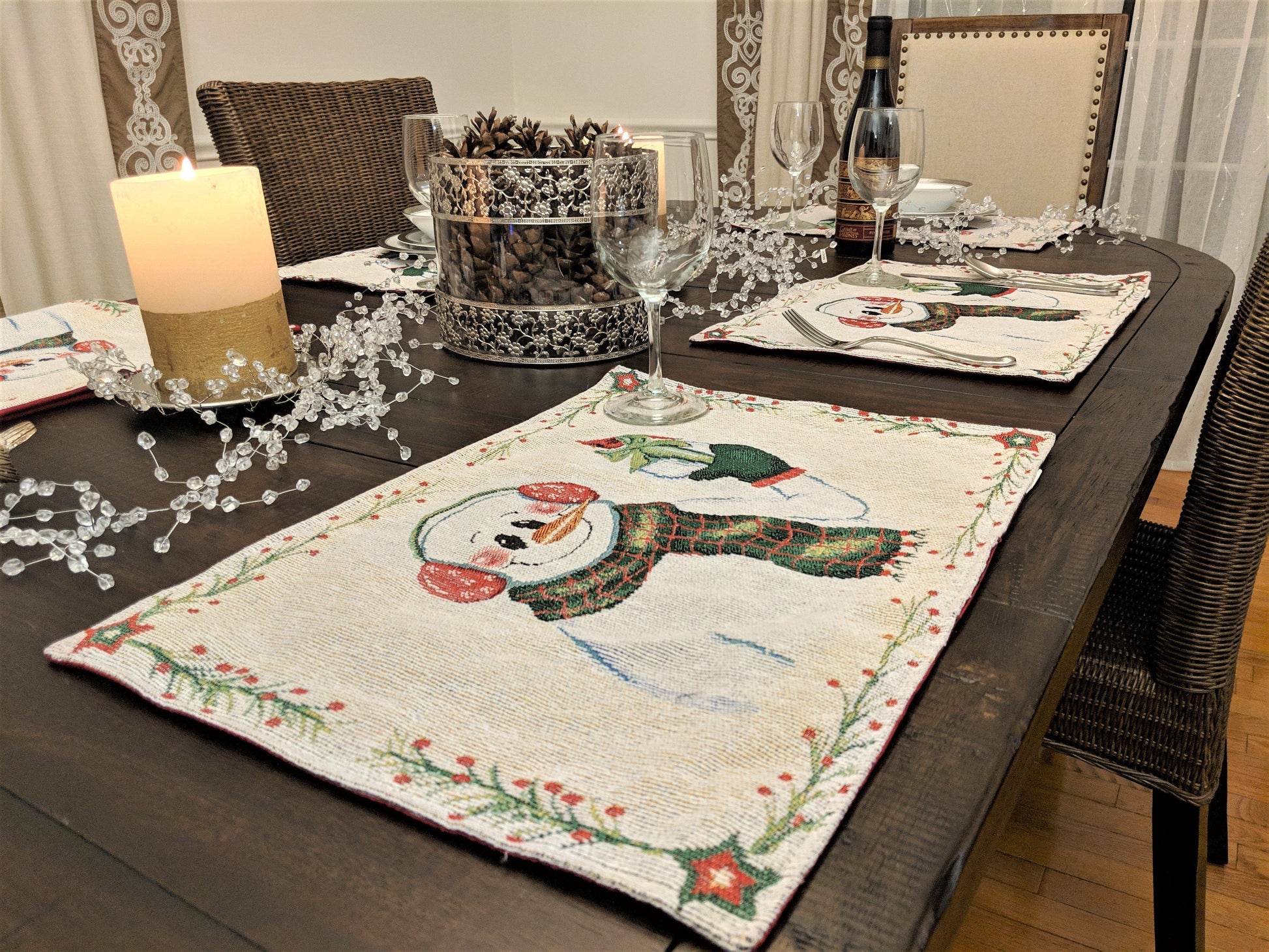 DaDa Bedding Set of 8 Pieces Magical Snowman Holiday Table Tapestry - 4 Placemats, 2 Table Runners, 2 Throw Pillow Covers (9733)-3