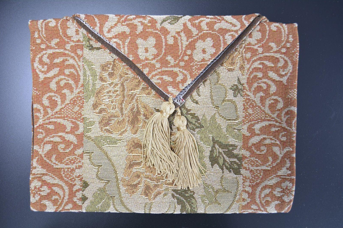 DaDa Bedding Floral Nature Garden Beige Orange Spices Tapestry Table Runner (10072)-3